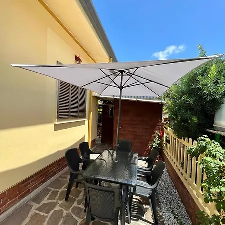 Villino Morena Torre del Lago Puccini